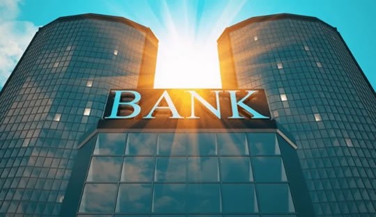 Chase vs. Wells Fargo in Arizona: Which Bank Offers Better Hi